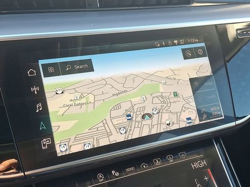 Used 2023 Audi A8 L 3.0T image 20