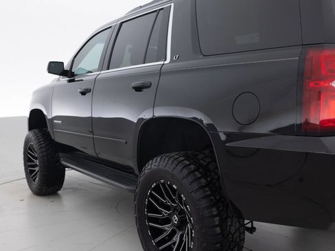 Used 2017 Chevrolet Tahoe LT w/ LT Midnight Edition AWD/4WD image 13
