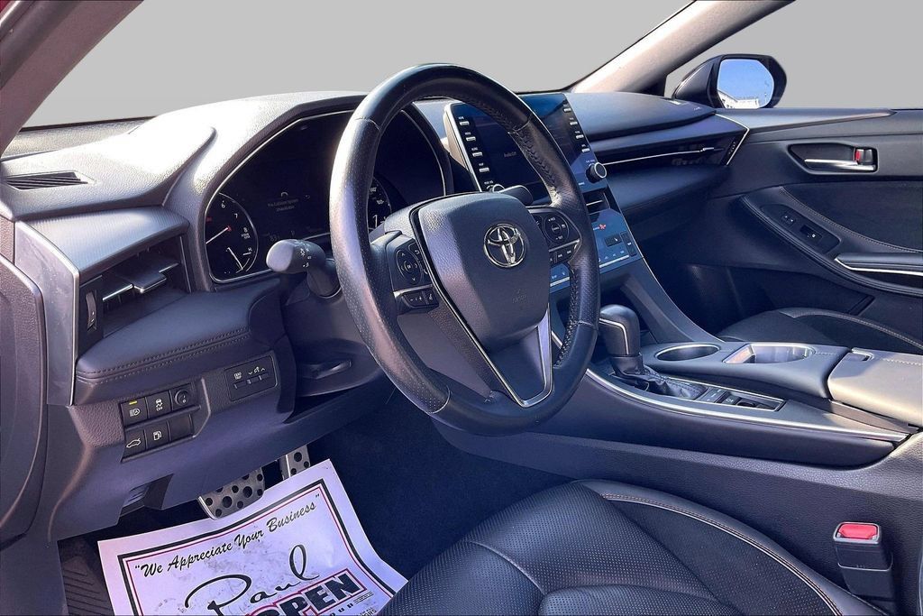 Used 2019 Toyota Avalon XSE FWD image 14