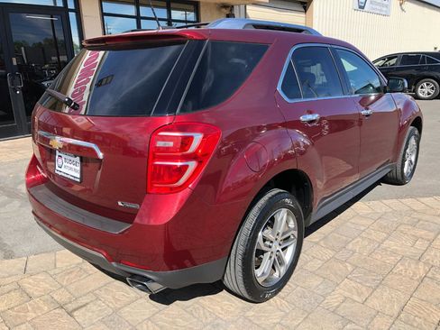 Used 2017 Chevrolet Equinox Premier w/ Enhanced Convenience Package image 2