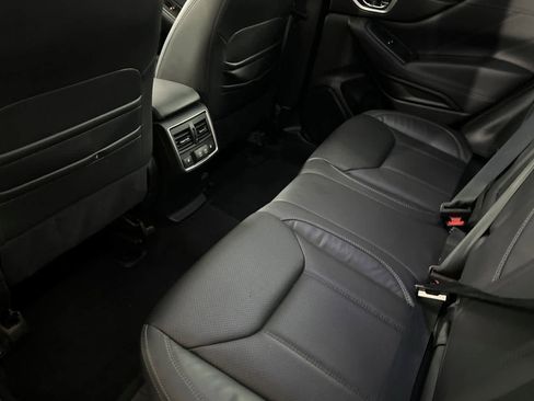 Used 2022 Subaru Forester Touring image 4