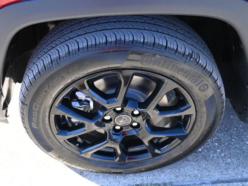 New 2026 Jeep Compass Latitude image 7