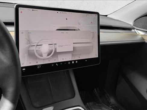 Used 2023 Tesla Model Y Long Range AWD/4WD image 14