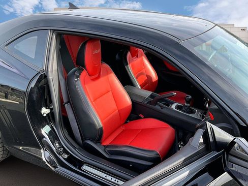 Used 2010 Chevrolet Camaro SS w/ RS Package image 7