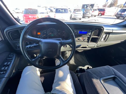 Used 2001 GMC Sierra 1500 SLE w/ Convenience Plus Group image 14