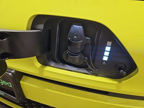 Used 2024 Hyundai Kona SEL FWD image 5