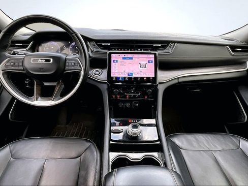 Used 2022 Jeep Grand Cherokee L Limited image 16