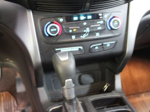 Used 2017 Ford Escape SE FWD image 20