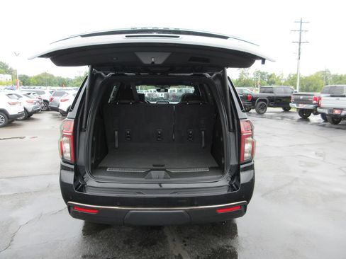 Used 2021 Chevrolet Tahoe Z71 w/ Rear Media and Nav Package AWD/4WD image 8
