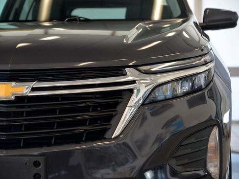 Used 2022 Chevrolet Equinox LT FWD image 11