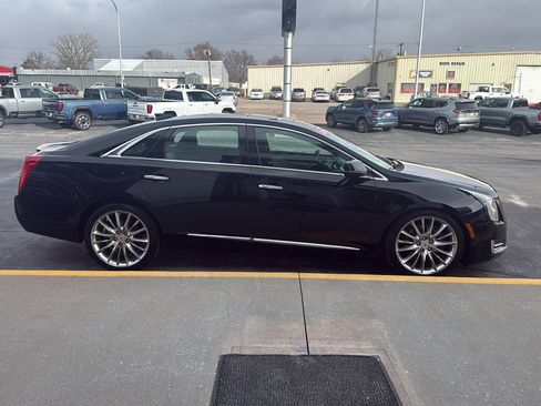 Used 2015 Cadillac XTS Platinum image 6