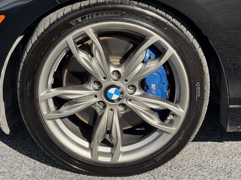Used 2015 BMW M235i Convertible RWD image 25