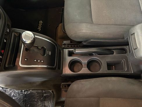 Used 2017 Jeep Patriot Latitude image 25