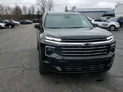 New 2026 Chevrolet Traverse High Country w/ LPO, Floor Liner Package image 2