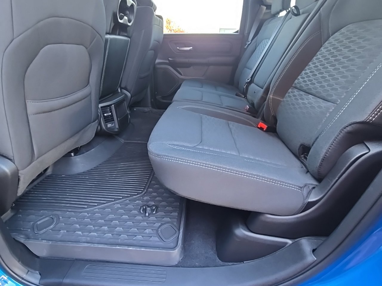 Used 2025 RAM 1500 Warlock AWD/4WD image 16
