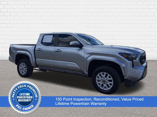 Used 2025 Toyota Tacoma SR5 AWD/4WD image 1