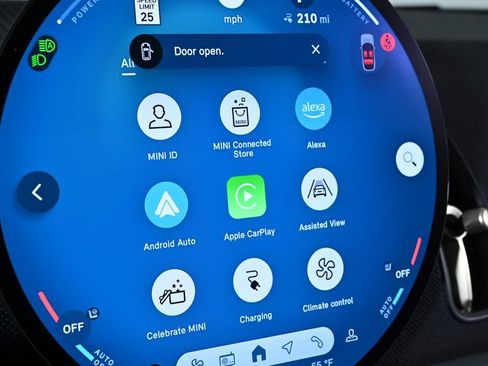 Used 2025 MINI Cooper Countryman SE w/ Comfort Package Max image 15