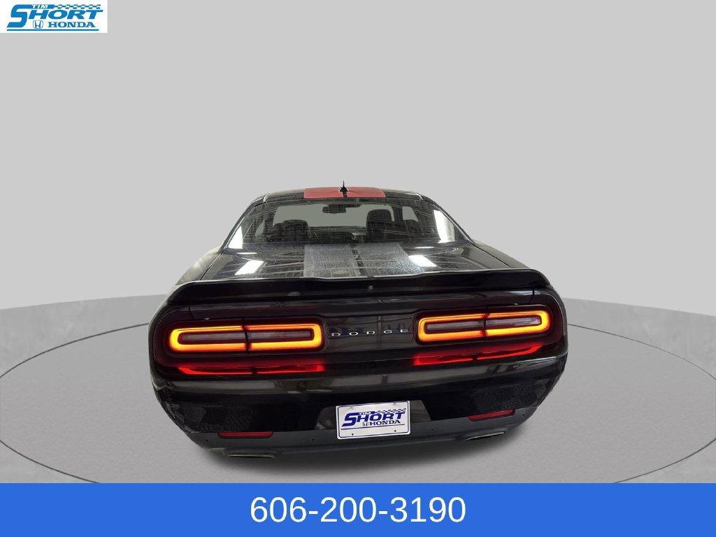 Used 2017 Dodge Challenger GT w/ Driver Convenience Group AWD/4WD image 3