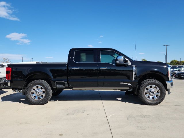 Used 2025 Ford F250 Lariat w/ Lariat Ultimate Package AWD/4WD image 2