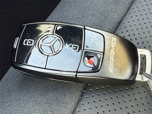 New 2025 Mercedes-Benz GLE 63 AMG S image 27