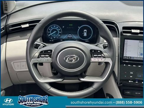 Certified 2023 Hyundai Tucson Limited AWD/4WD image 16