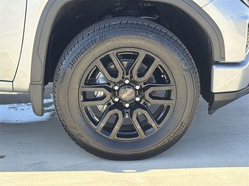 New 2026 GMC Sierra 1500 Elevation image 35