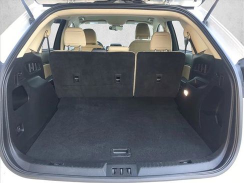 Used 2024 Ford Edge SE image 6