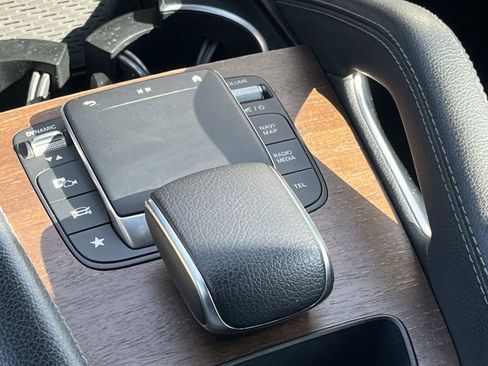 Certified 2021 Mercedes-Benz GLE 350 4MATIC image 30