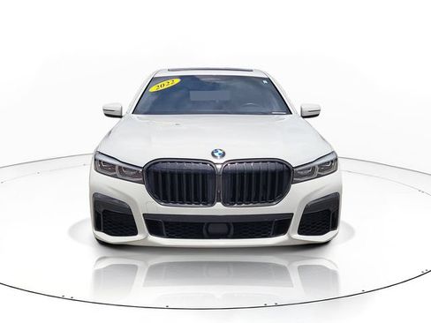 Used 2022 BMW 750i xDrive w/ Executive Package AWD/4WD image 2