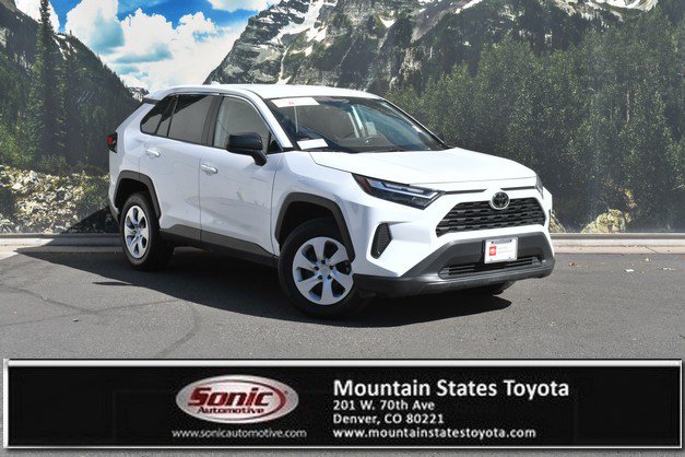 Certified 2025 Toyota RAV4 LE AWD/4WD image 1