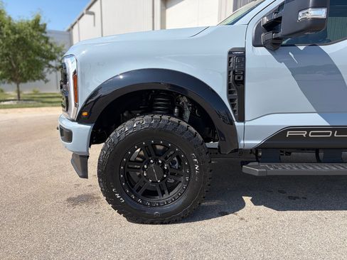 New 2026 Ford F250 Lariat w/ Black Appearance Package AWD/4WD image 11