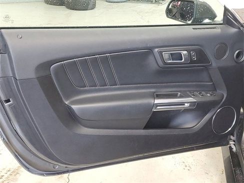 Used 2019 Ford Mustang Premium image 8