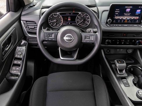 Certified 2024 Nissan Rogue S image 17