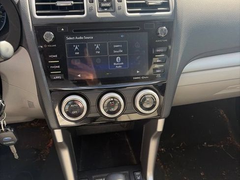 Used 2018 Subaru Forester 2.5i Premium AWD/4WD image 10