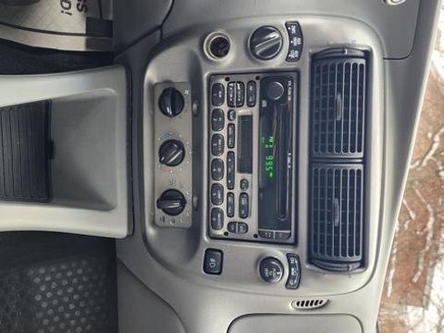 Used 2003 Ford Explorer Sport Trac XLS image 22