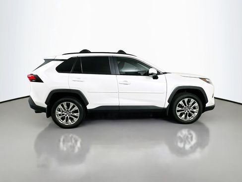 Used 2025 Toyota RAV4 XLE Premium FWD image 4