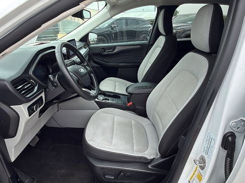 Used 2024 Ford Escape Active FWD image 9
