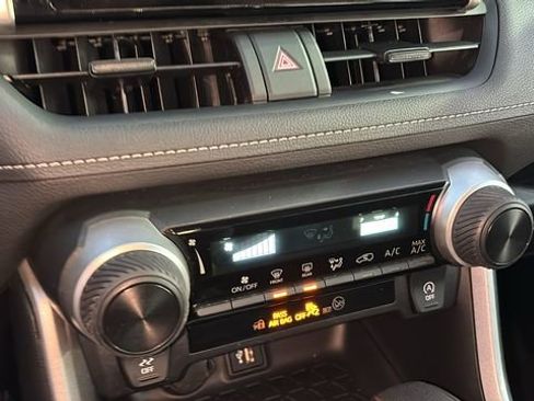 Used 2024 Toyota RAV4 LE image 19