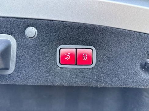 Used 2015 Mercedes-Benz S 550 4MATIC Coupe image 31