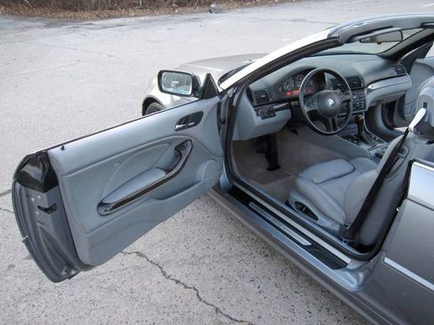 Used 2004 BMW 325Ci Convertible image 19