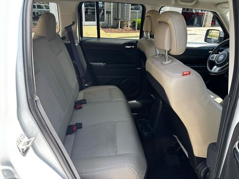 Used 2016 Jeep Patriot 75th Anniversary w/ Power Value Group AWD/4WD image 20