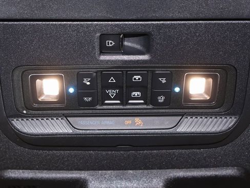 Certified 2022 Ford F150 XLT w/ Equipment Group 302A High image 37