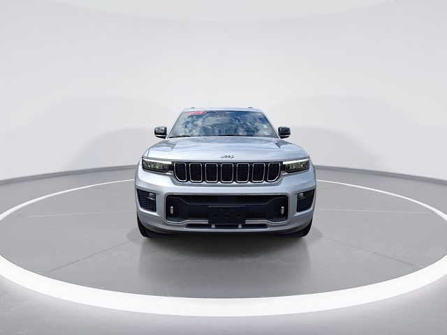 Used 2021 Jeep Grand Cherokee L Overland w/ Luxury Tech Group IV AWD/4WD image 3