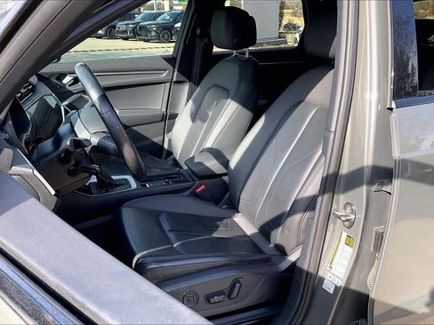 Used 2020 Audi Q3 2.0T Premium w/ Convenience Package image 6