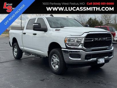 Used 2024 RAM 2500 Tradesman w/ Chrome Appearance Group