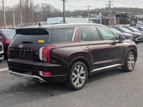 Used 2022 Hyundai Palisade Limited w/ Cargo Package image 2