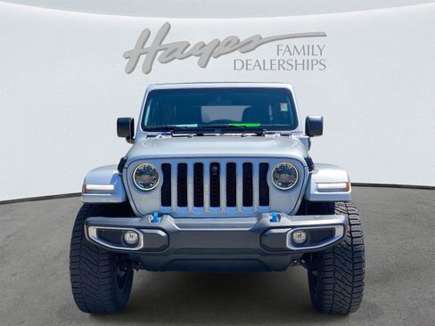 Used 2023 Jeep Wrangler Sahara w/ Cold Weather Group image 10