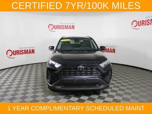 Used 2025 Toyota RAV4 XLE AWD/4WD image 14
