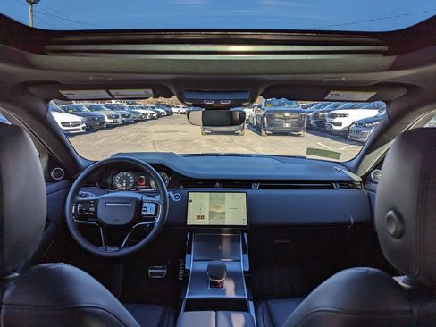 Used 2024 Land Rover Range Rover Evoque Dynamic SE AWD/4WD image 39