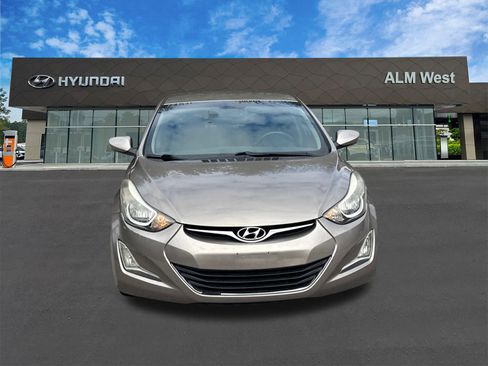 Used 2015 Hyundai Elantra SE w/ Option Group 02 image 2